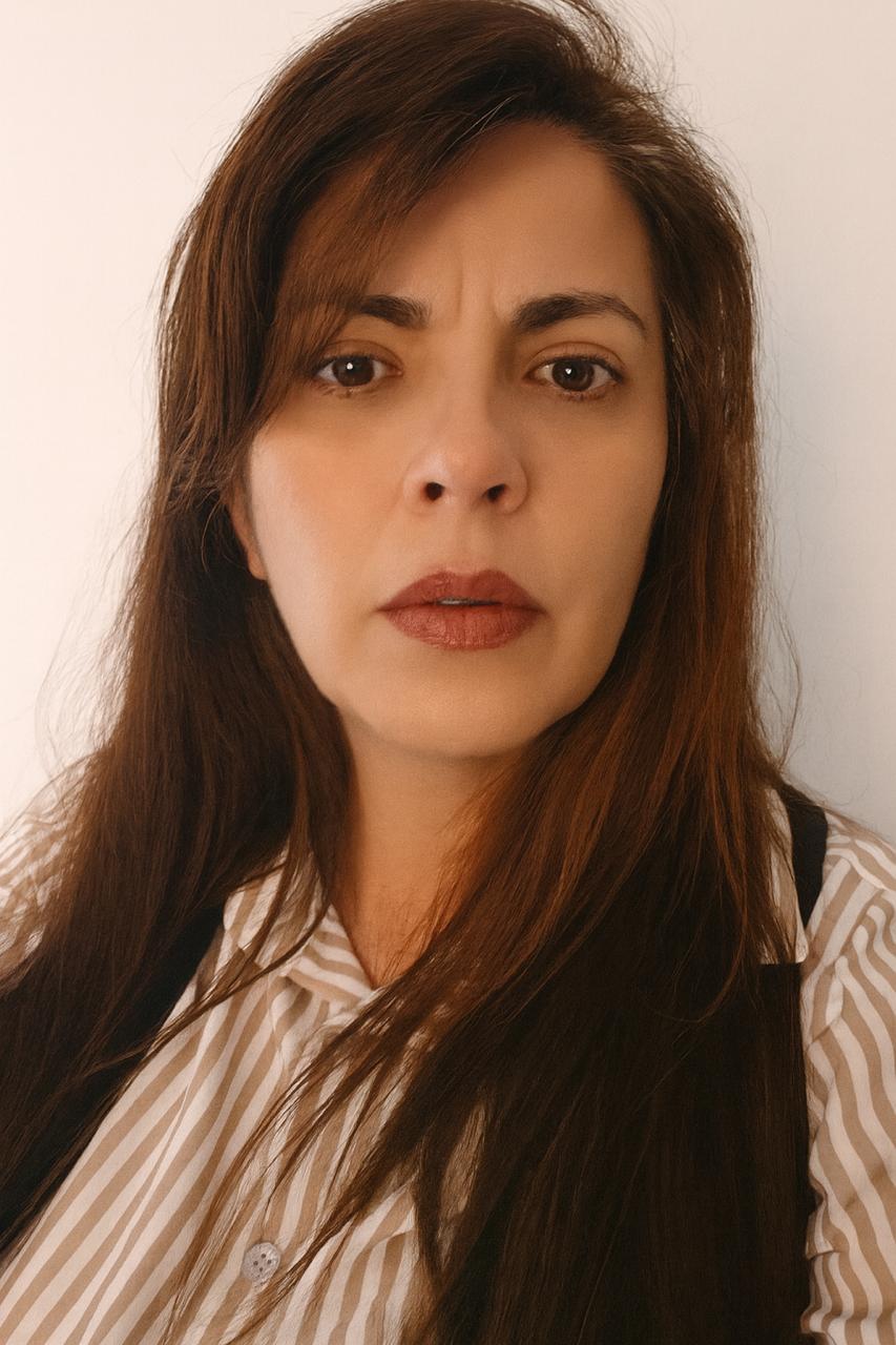 Elisandra Correa - Consultora de Vendas